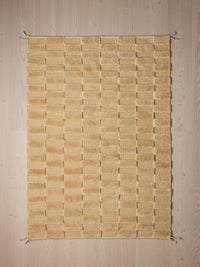 buy top Acorn Rug 2