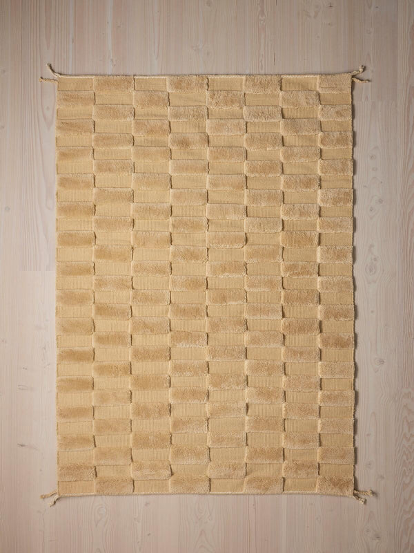 buy top Acorn Rug 2