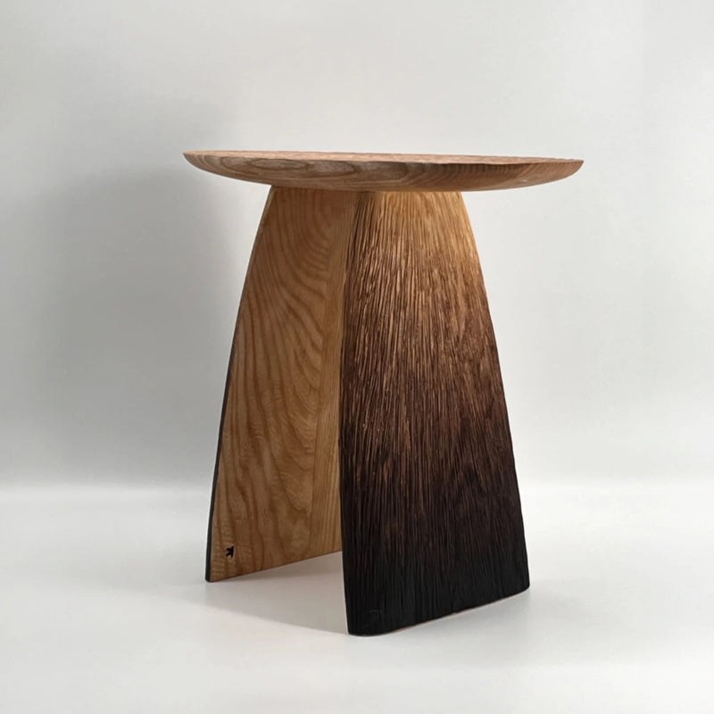 Oyo Oval Dining Table