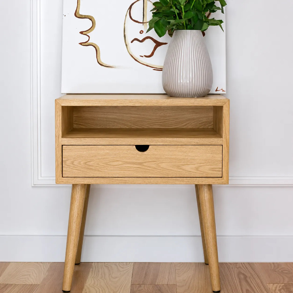 Faber Oak Wood Bedside