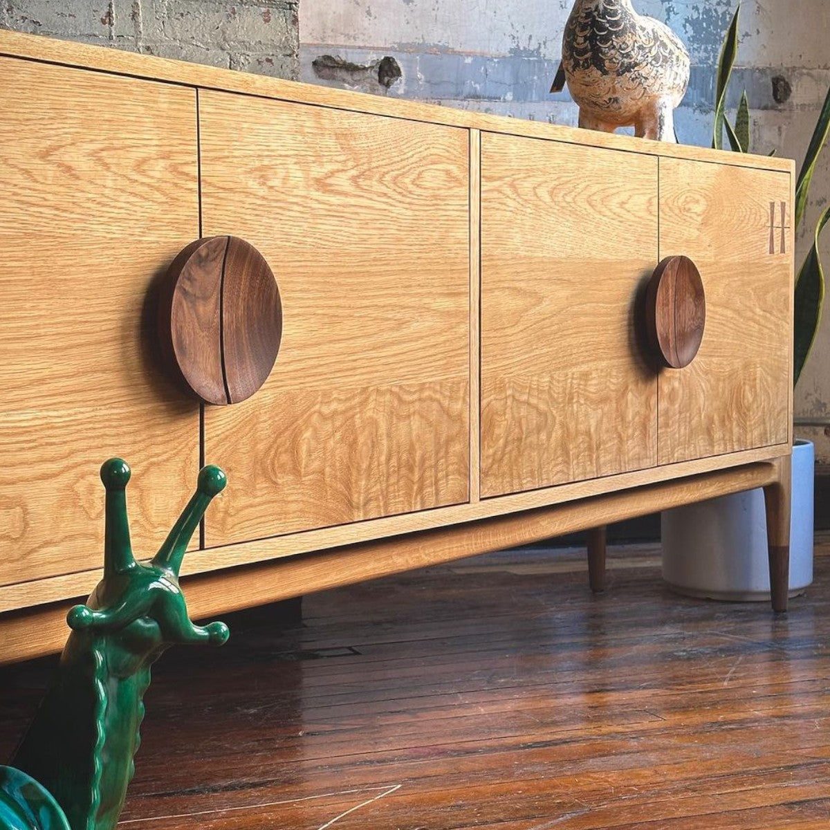 Beynish Oak Wood Cabinet & Sideboard 2