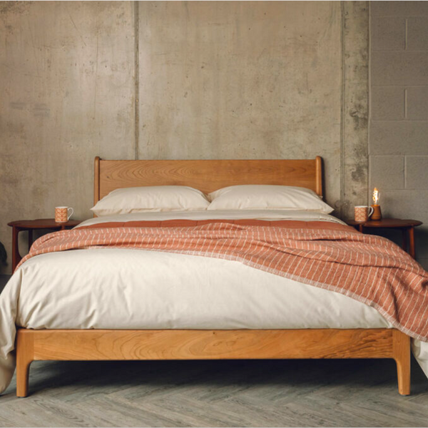 Bricen Oak Wood Bed 1