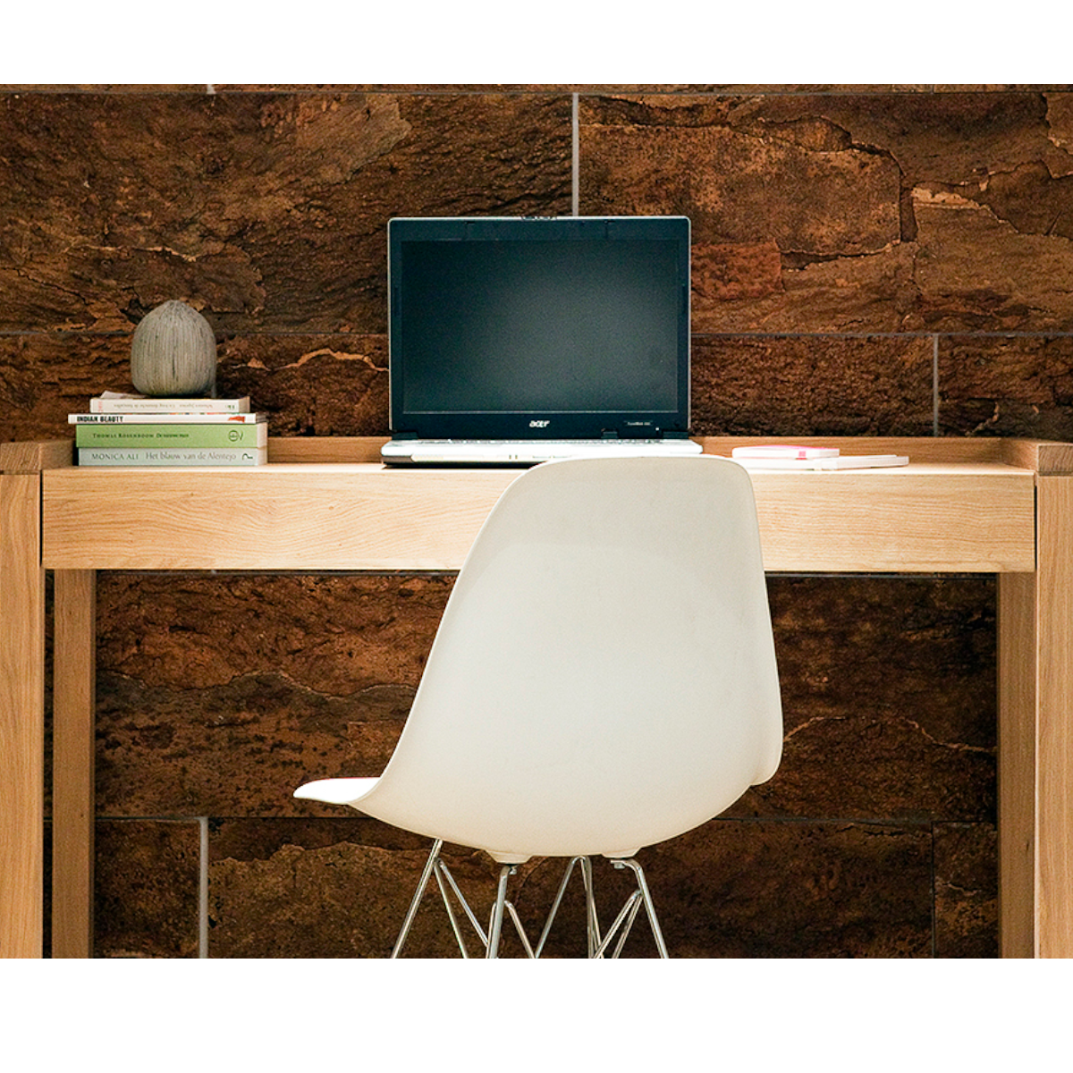 Earleen Oak Wood Console Table 3