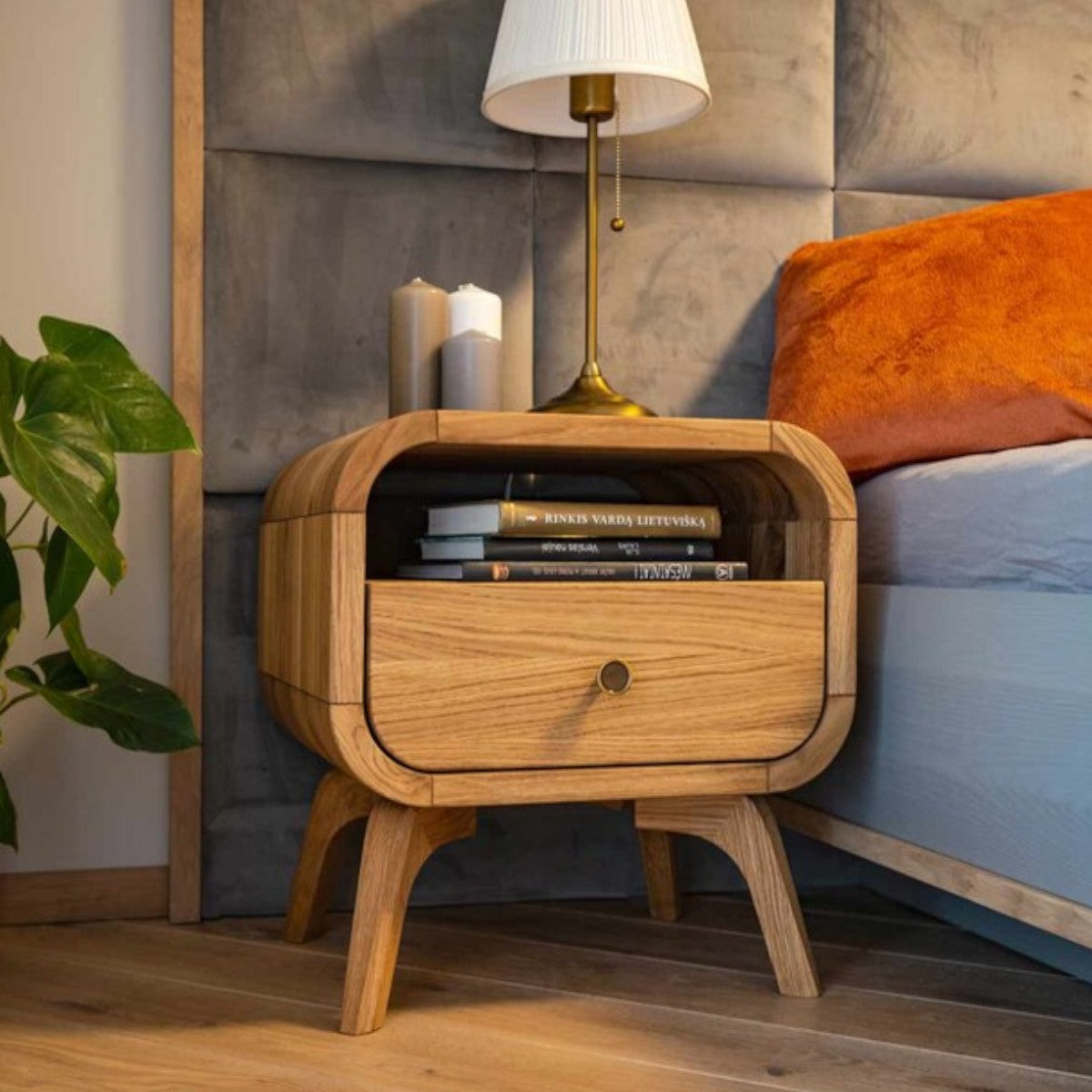 Manrico Oak Wood Bedside 2