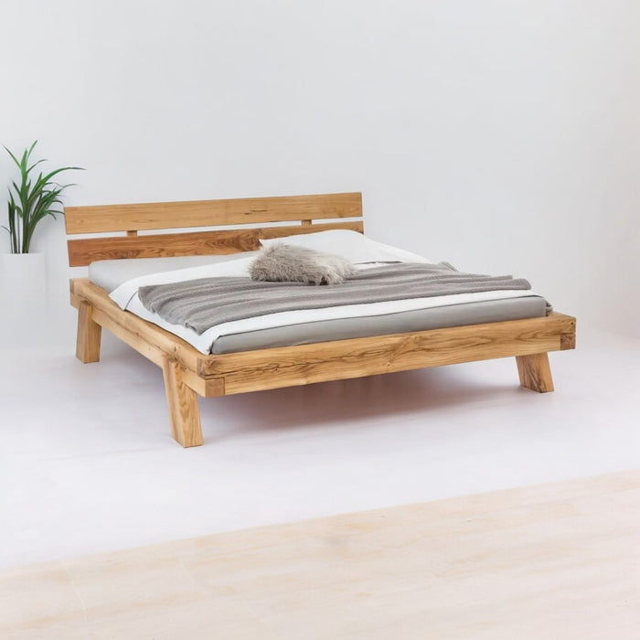 Marka Oak Wood Bed 1