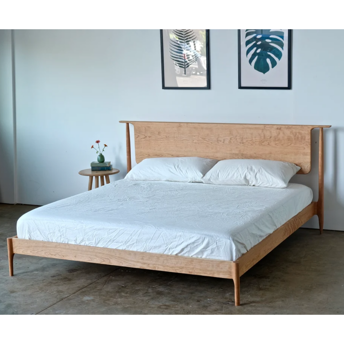 Acelin Oak Wood Bed